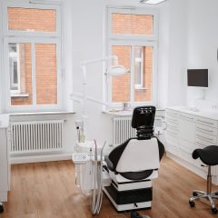 Zahnarztpraxis-in-der-Rathenau-19-scaled